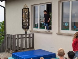 k1600_pxl_20240724_090755255.action_pan-02.original