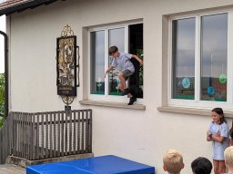 k1600_pxl_20240724_090809714.action_pan-02.original